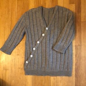 VTG soft wool sweater with asymmetrical buttons